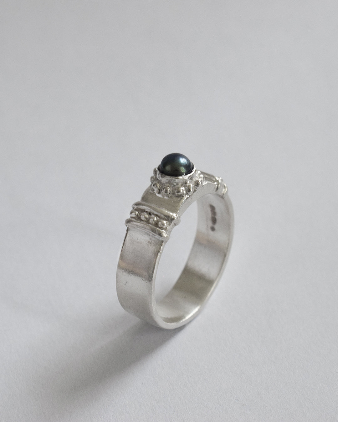 Black Pearl Ring